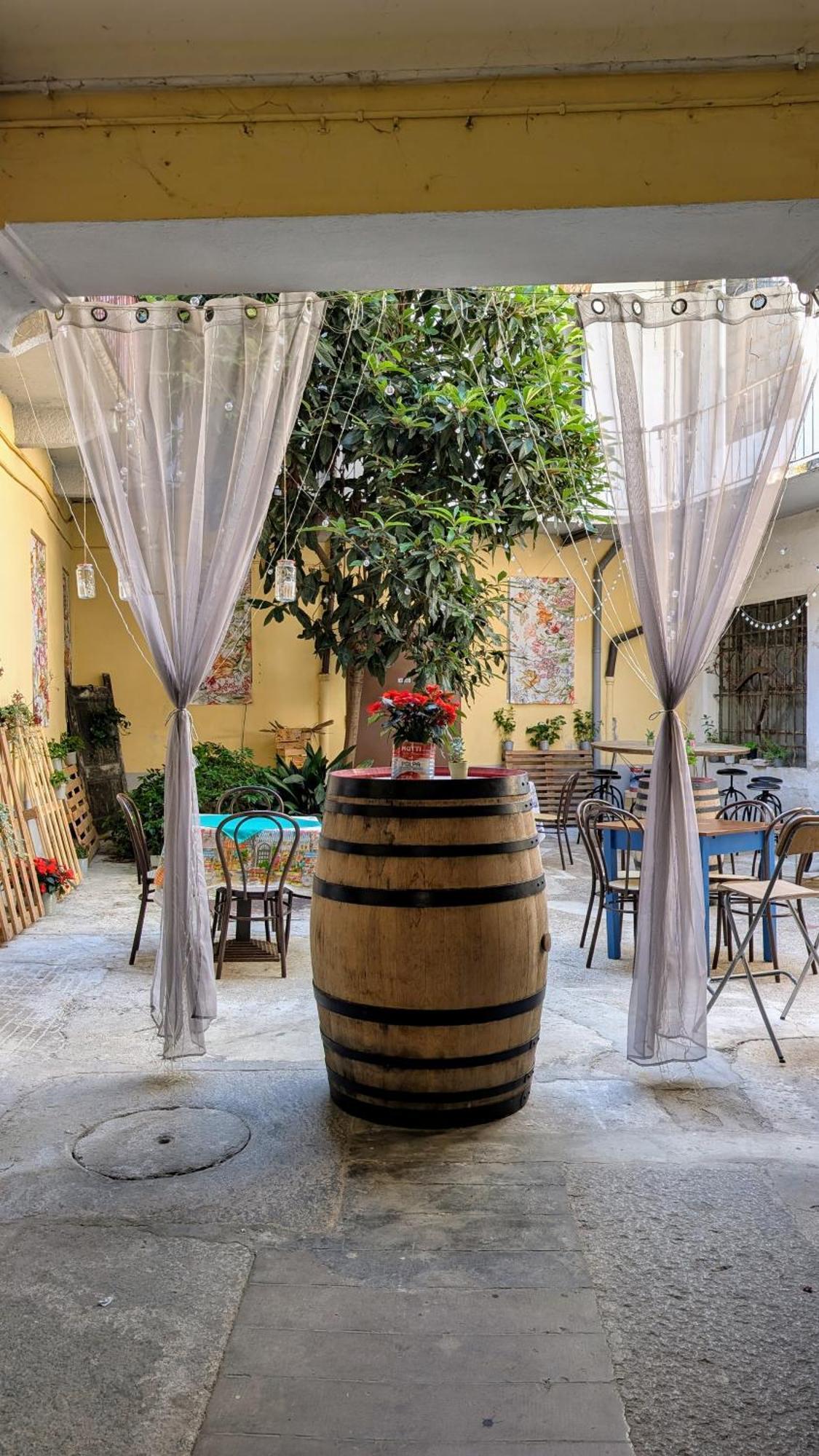Il Castello Delle Dame - Lo Scudiero Виджевано Экстерьер фото